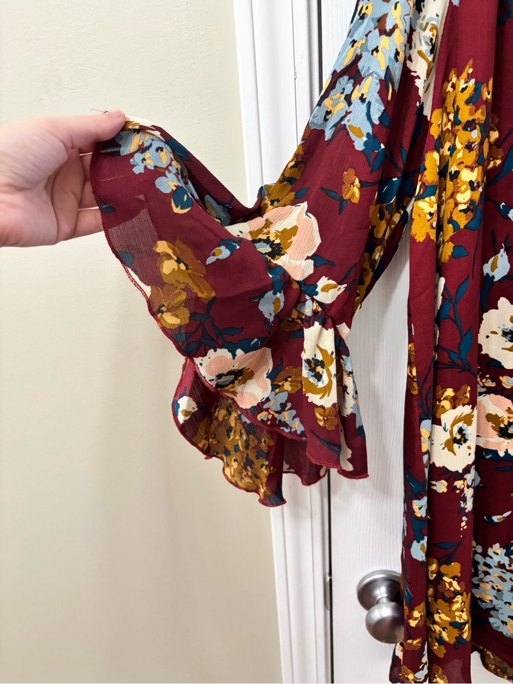 Umgee Floral Print Ruffle Sleeve Shift Dress Women’s Size XL Fall Burgendy - Picture 4 of 7